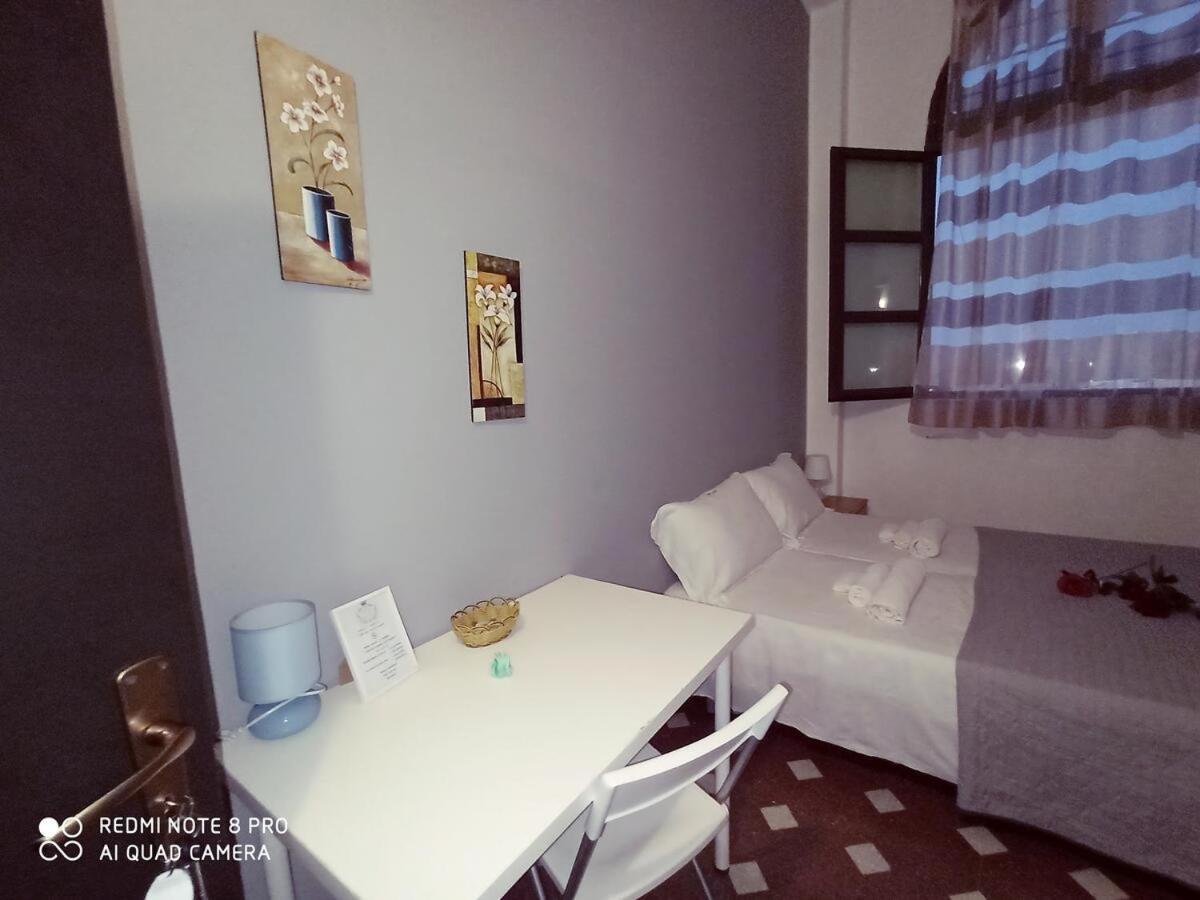 Stanze Di Leo Hotel Palermo Eksteriør billede
